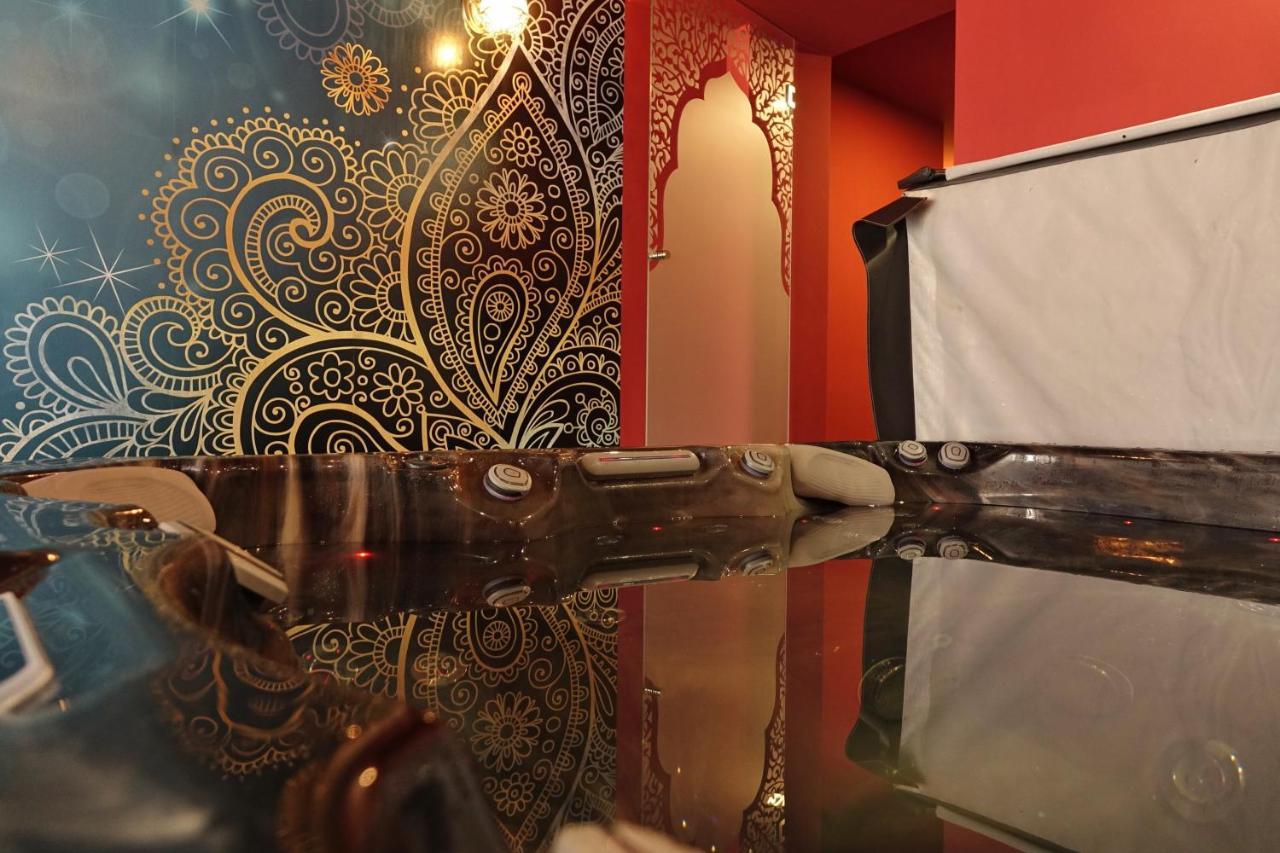 Guest House Romantika Panzio 귤러 외부 사진